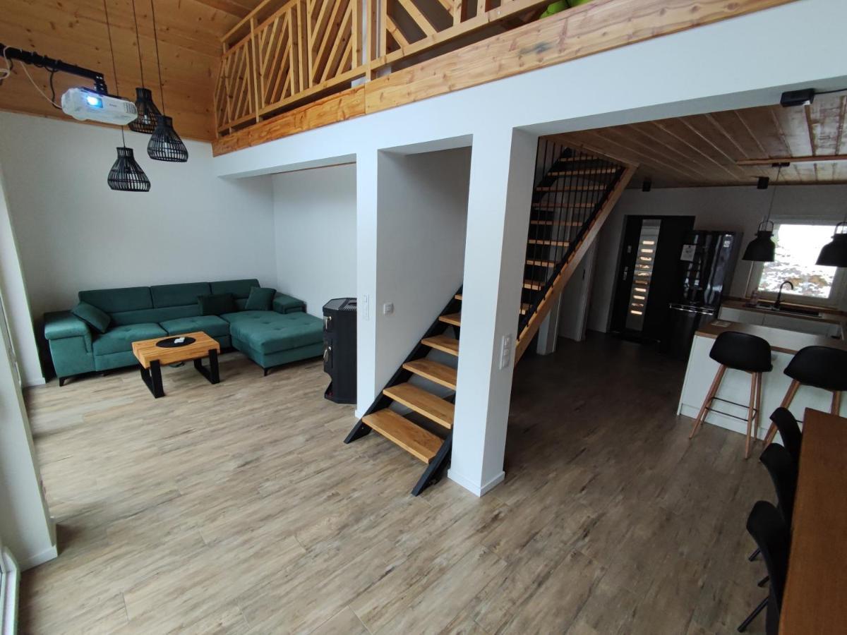 Villa Miedzy Drzewami à Biecz Extérieur photo